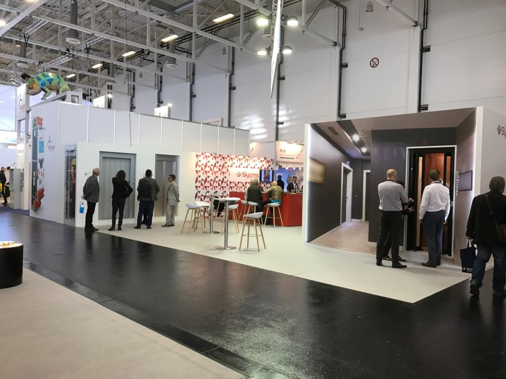 Vernissage - HD Wallpaper 