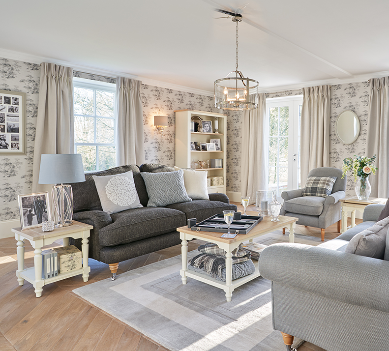 Featured image of post Laura Ashley Bedroom Wallpaper Ideas We scoured the gorgeous living rooms of designers and bloggers to find 21 of the best living room decor ideas around