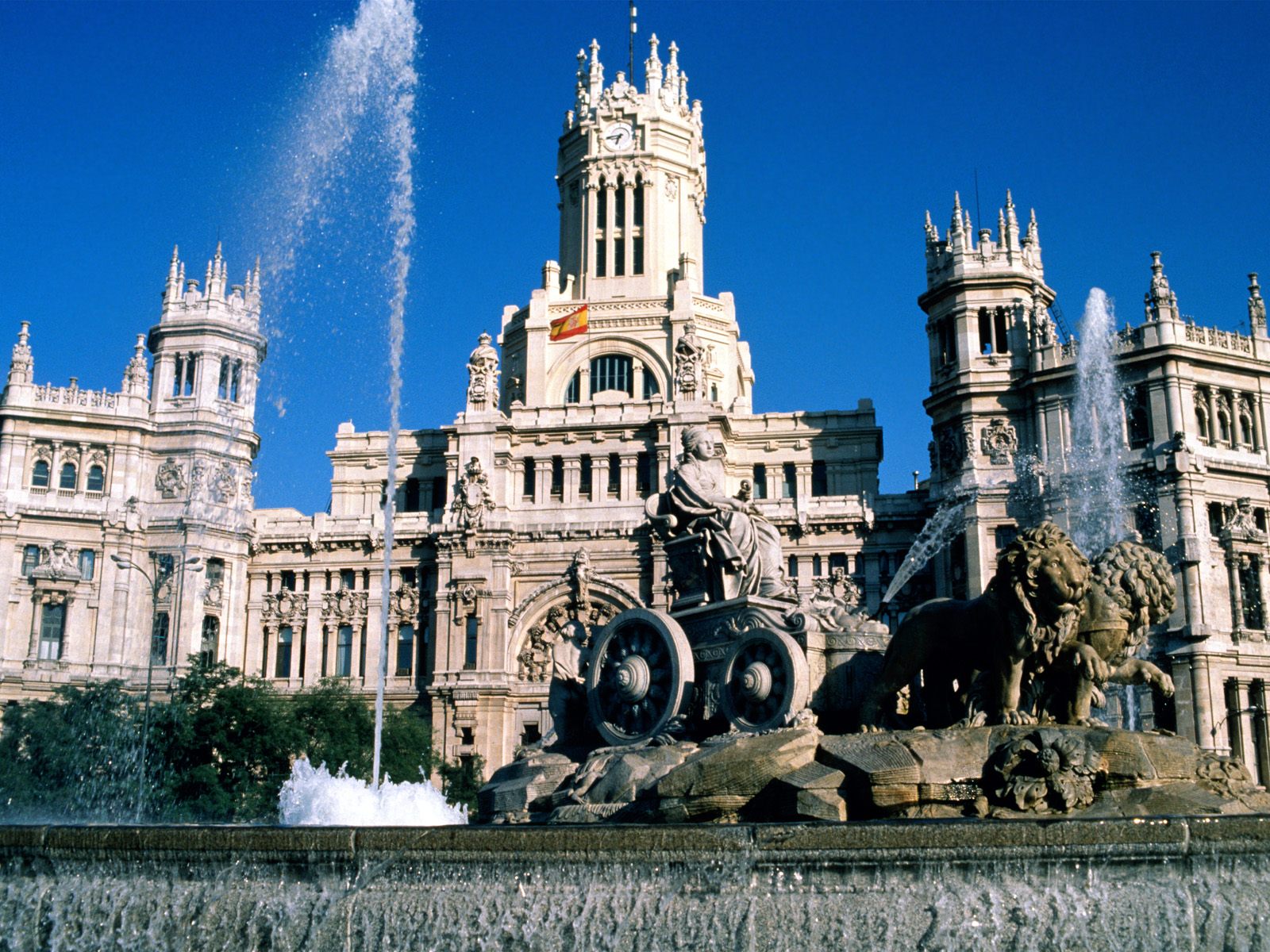 Spain Landscape Wallpaper - Plaza De Cibeles - HD Wallpaper 