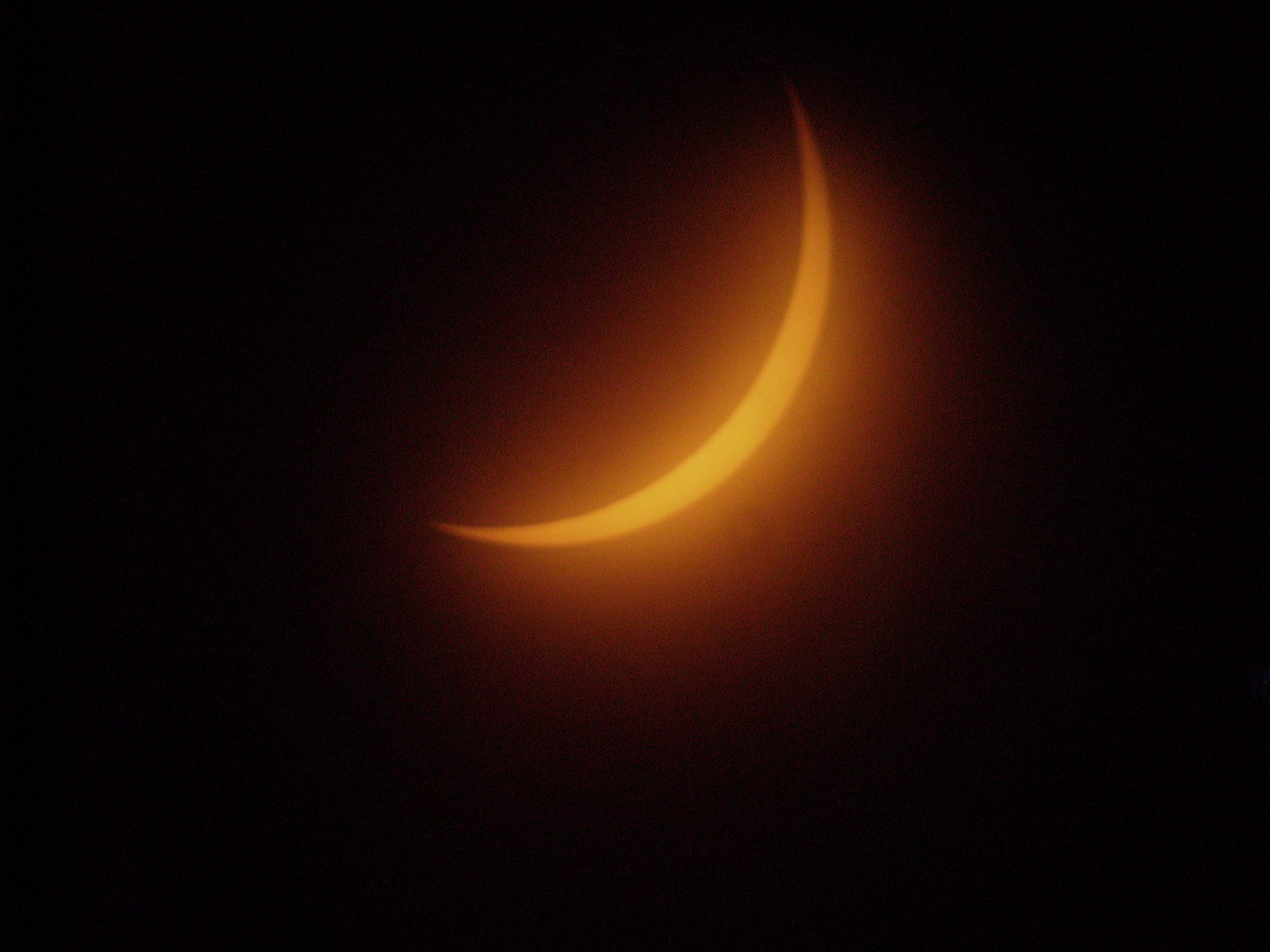 Partial Solar Eclipse - HD Wallpaper 