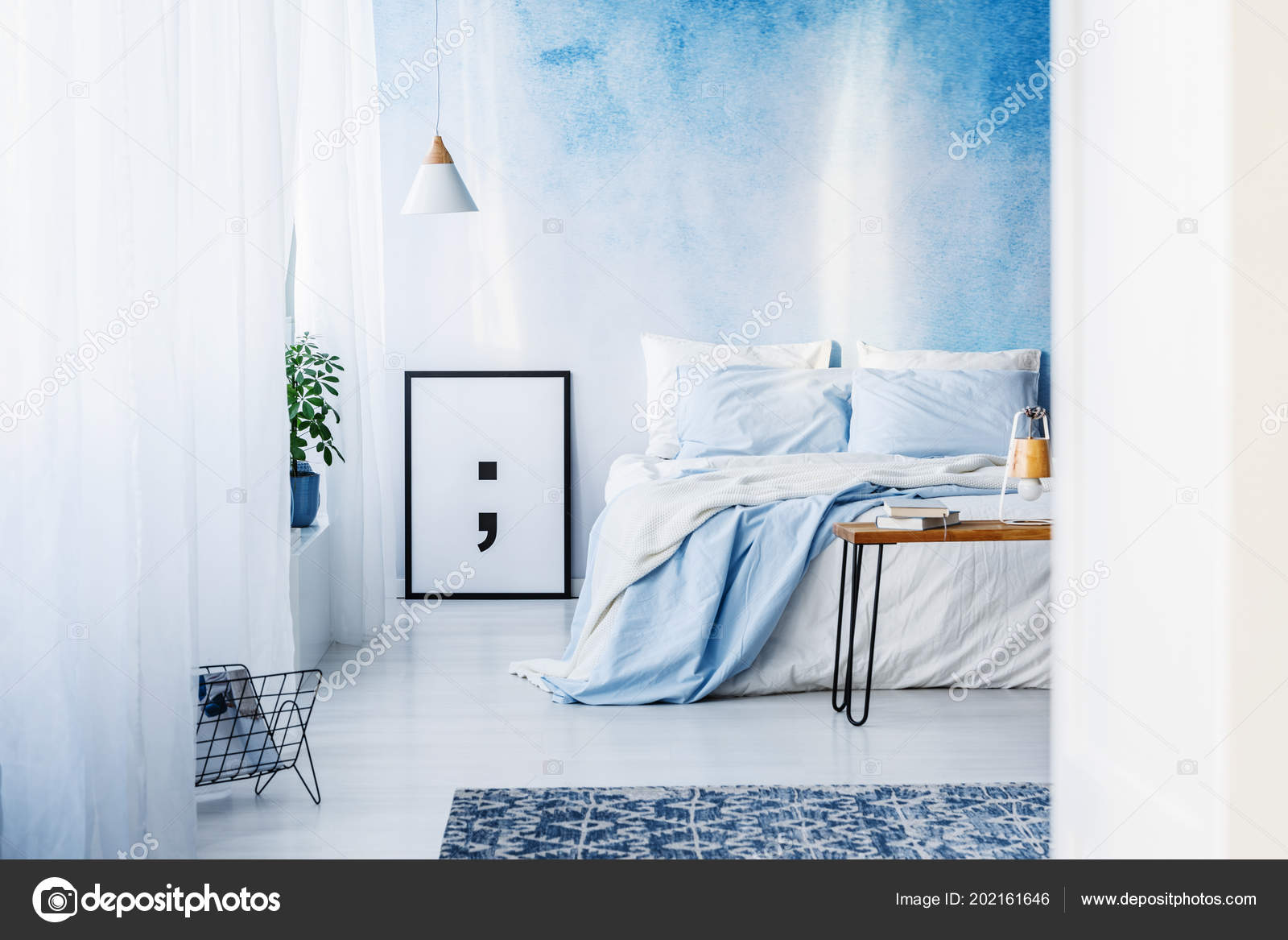 Ombre Wallpaper In A Room - HD Wallpaper 