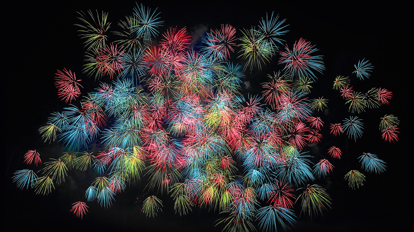 Fireworks Drawing In Sandpaper - HD Wallpaper 