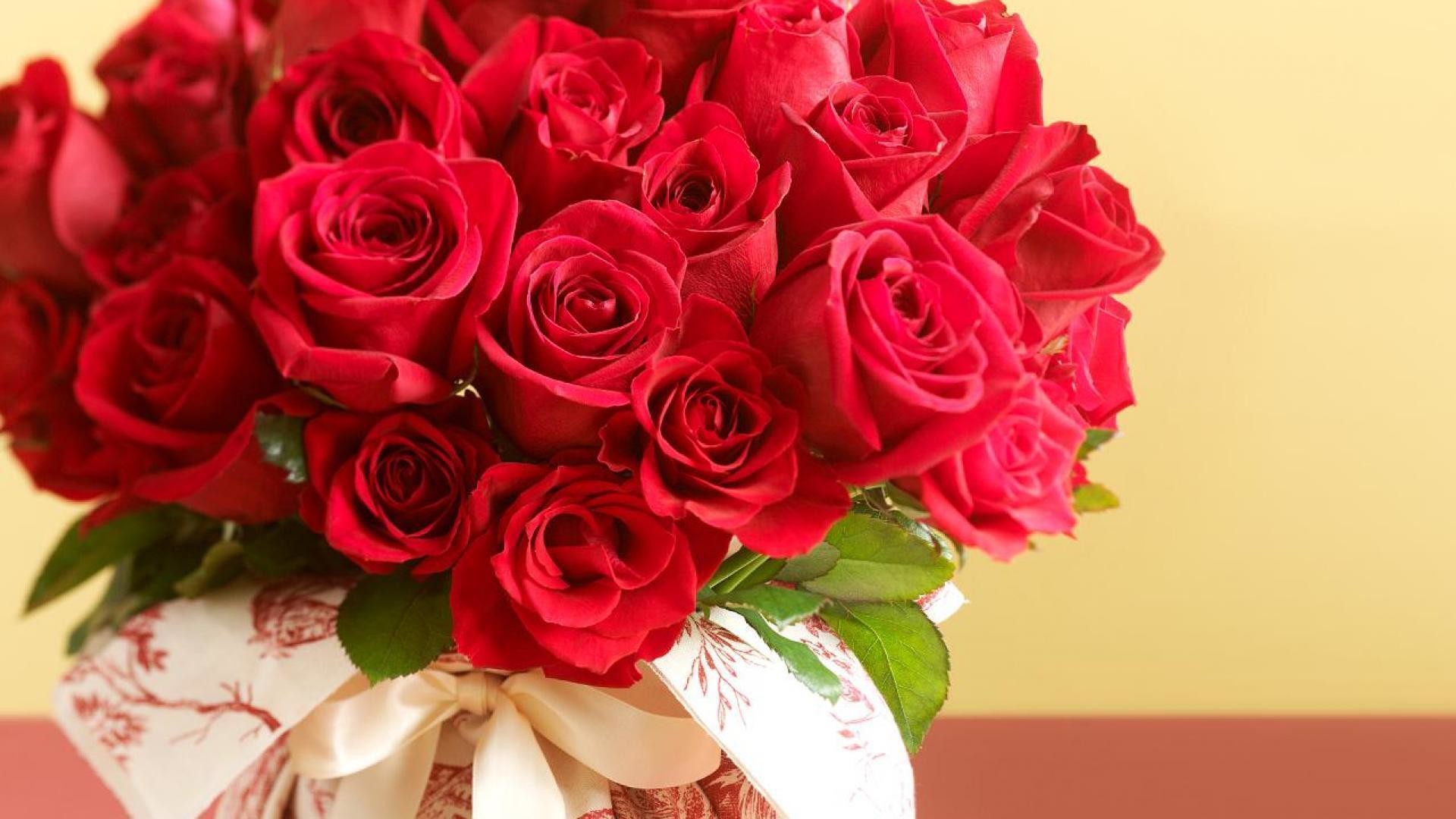 1920x1080, Valentines For > Beautiful Red Roses Wallpapers - Beautiful Red Roses Wallpapers For Desktop - HD Wallpaper 