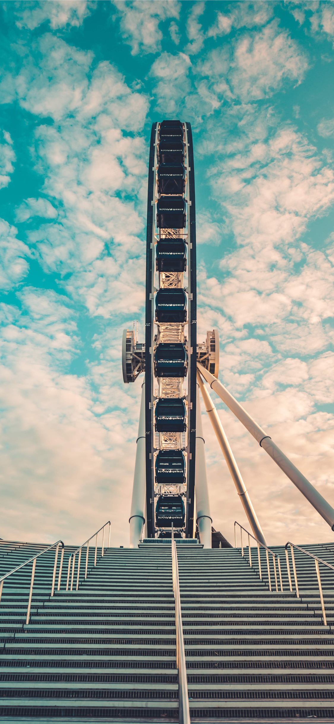 Iphone Xs Wallpaper Roller Coaster - HD Wallpaper 
