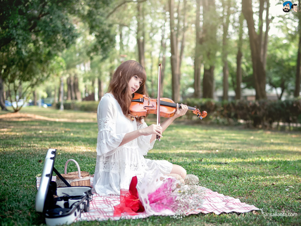 Music Instrument Play Girl - HD Wallpaper 