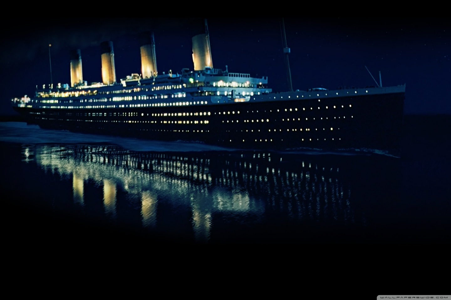 Beautiful Pictures Of The Titanic - HD Wallpaper 