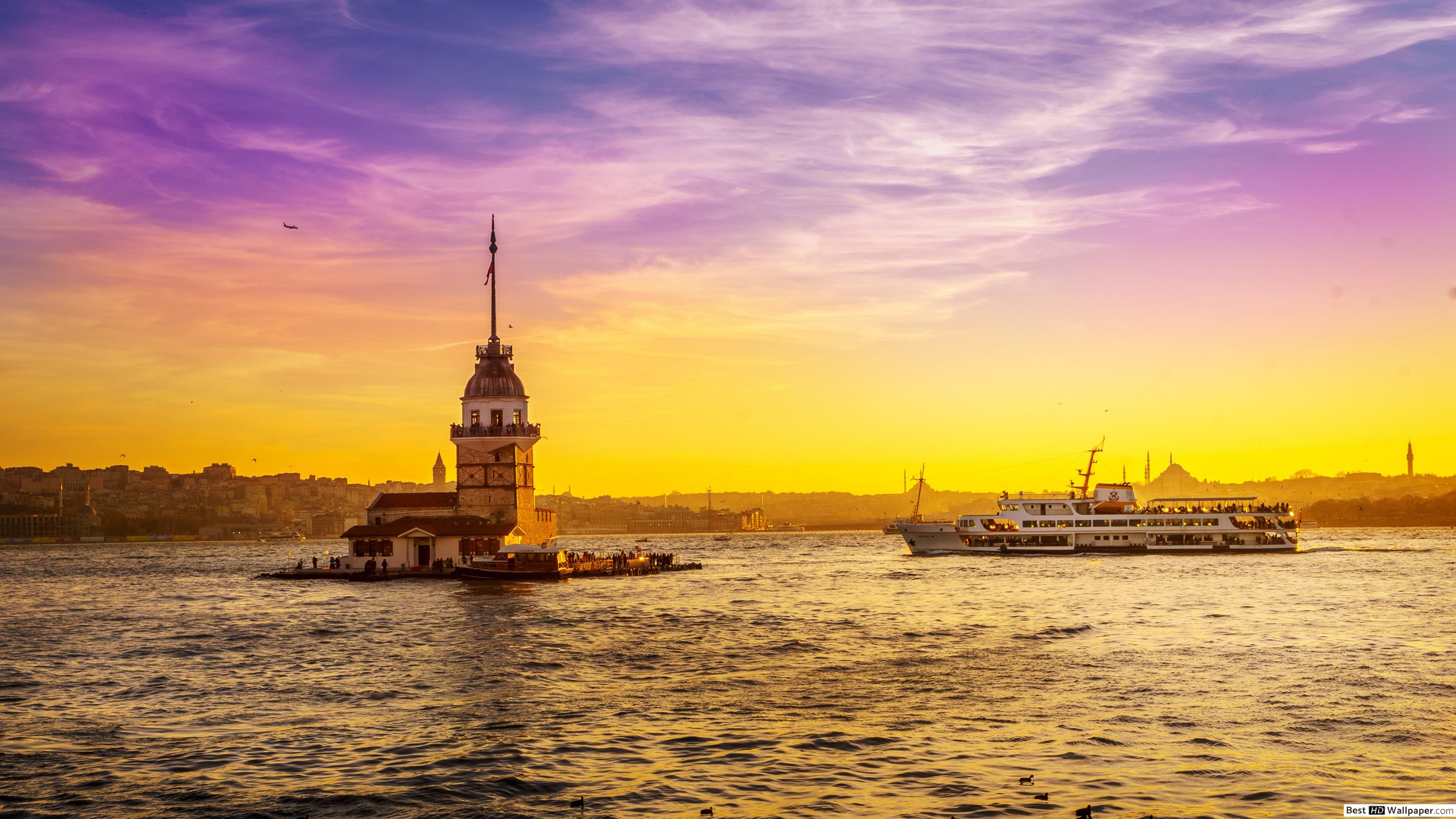 Twin Monitor Wallpaper Istanbul - HD Wallpaper 