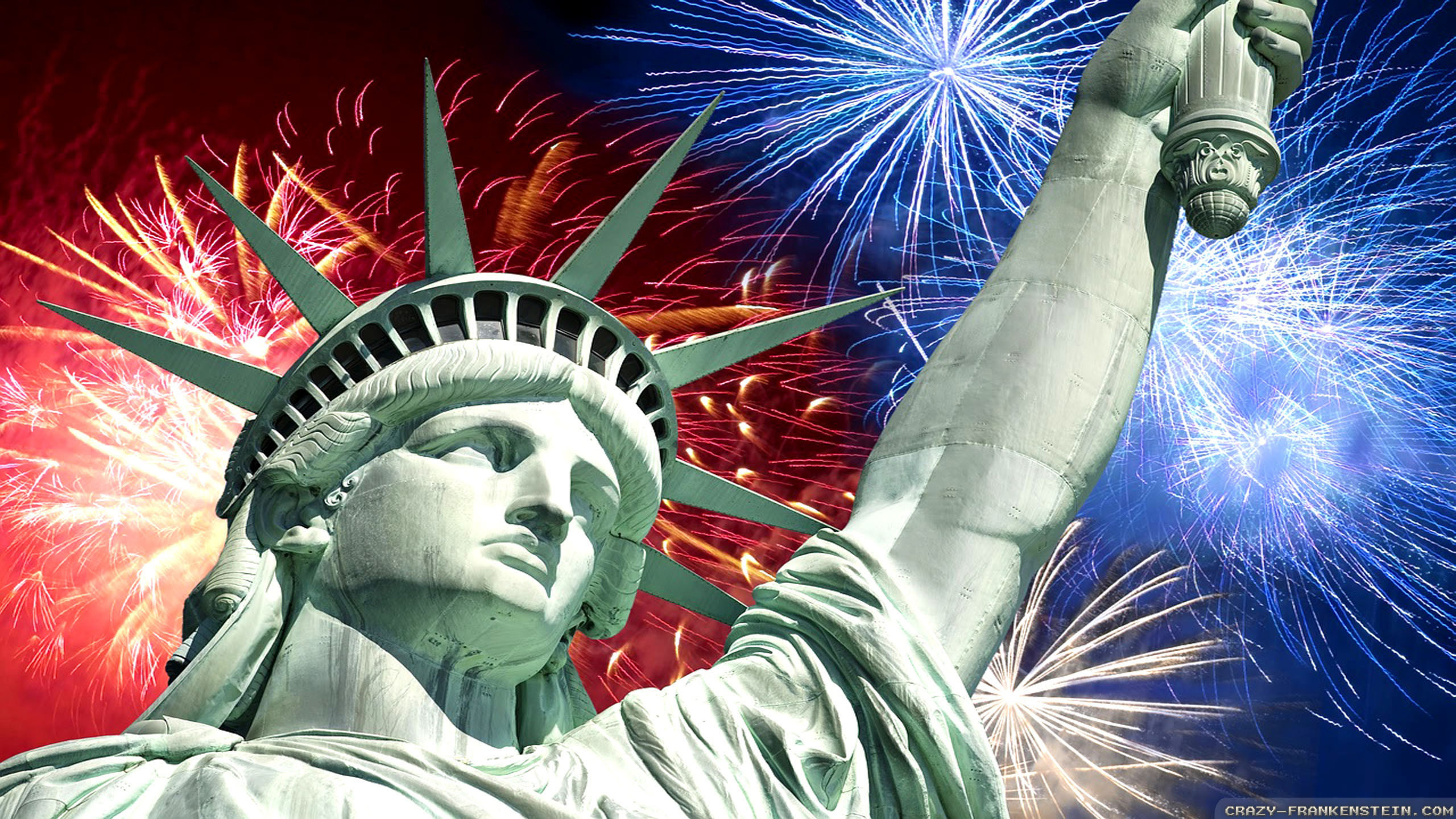 July 4th Fireworks Wallpapers Independence Day Wallpapers - July 4 Statue Of Liberty - HD Wallpaper 