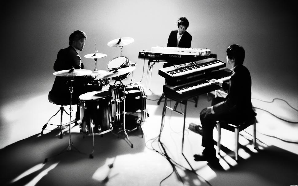 Mouse On The Keys The Flowers Of Romance 2015 - HD Wallpaper 