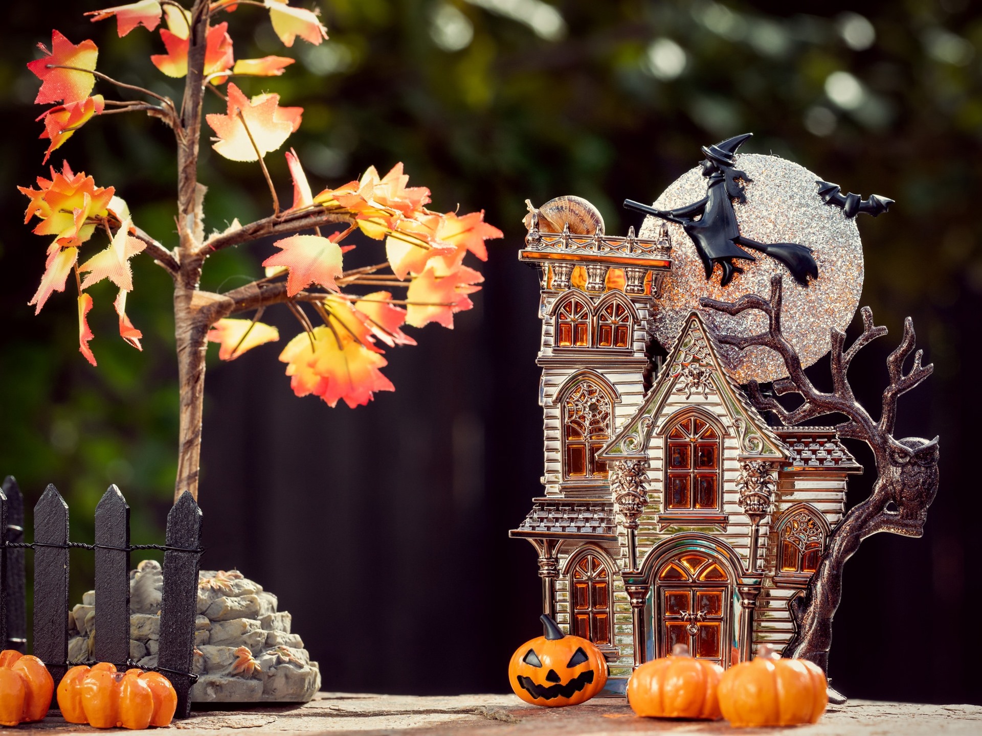 Wallpaper Halloween Theme, House Model, Moon, Pumpkin, - Lunas De Calabaza De Halloween - HD Wallpaper 