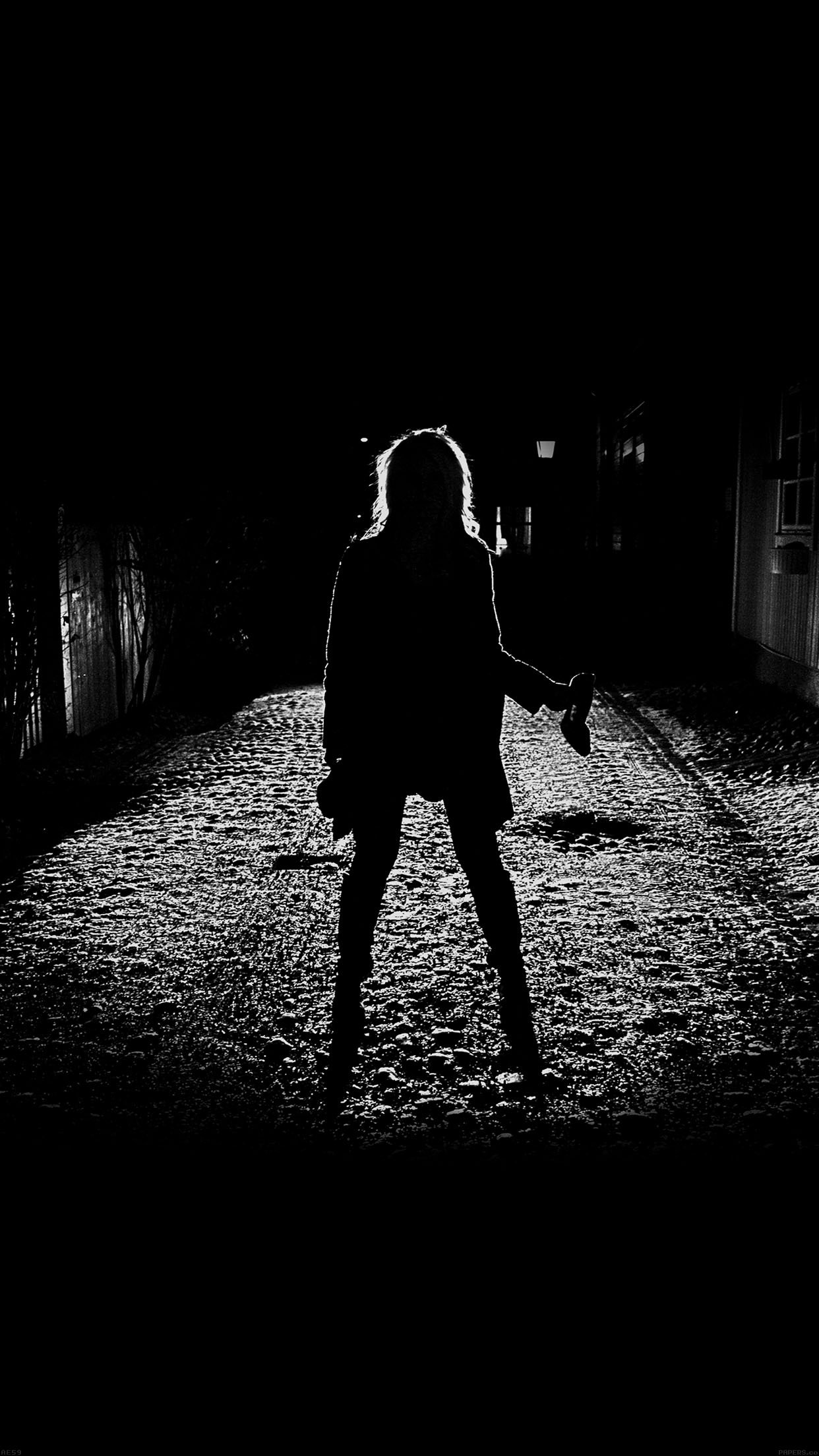 Girl In Dark Alley - HD Wallpaper 
