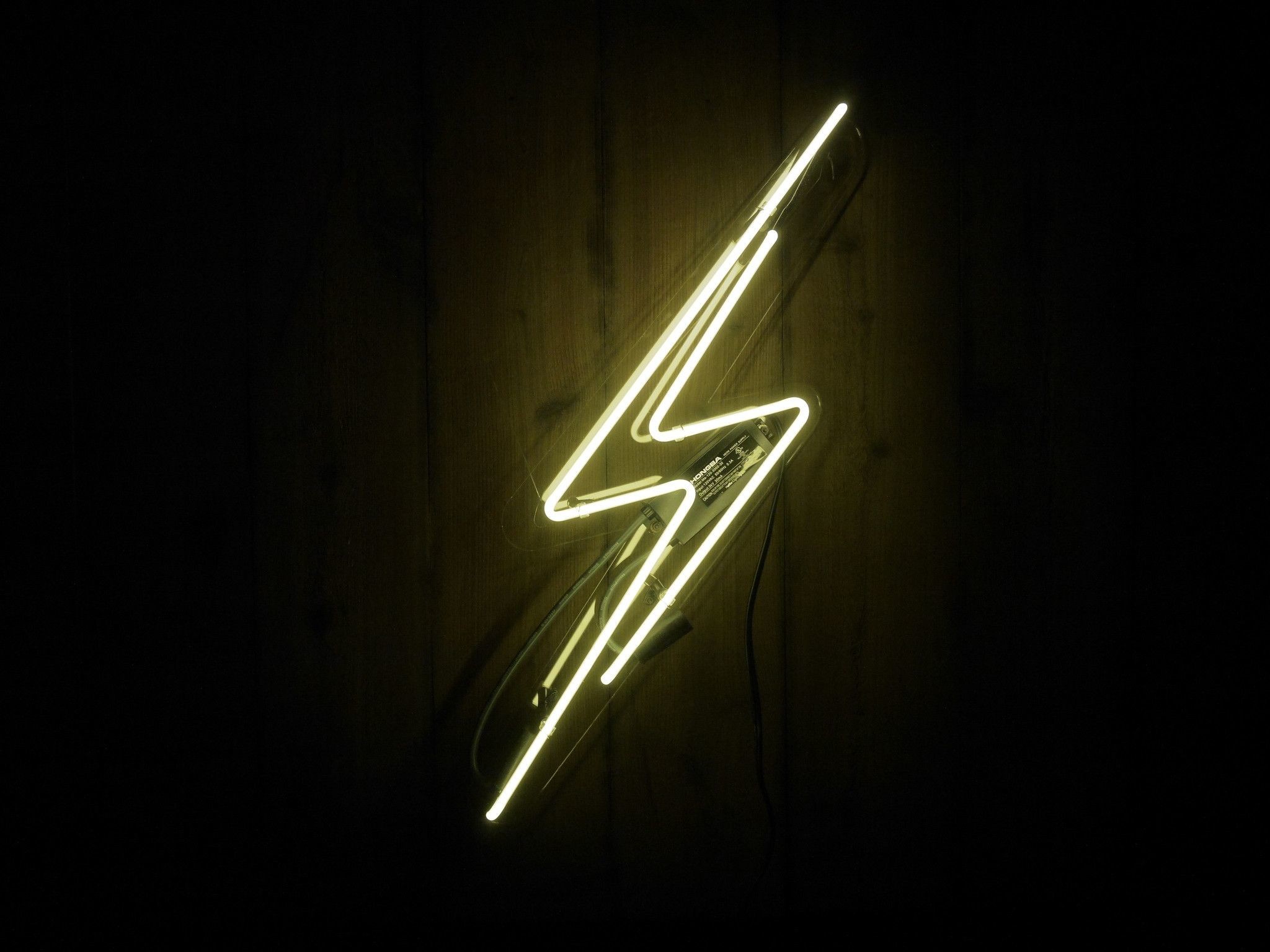 Charge Up Your Walls With Our Lightning Bolt Sign Our - Neon Lightning Bolt - HD Wallpaper 
