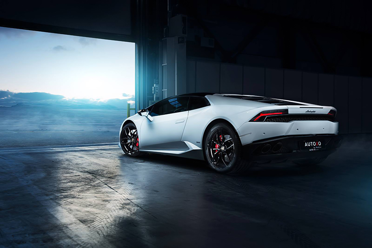 Back View Of Luxury Cars - HD Wallpaper 