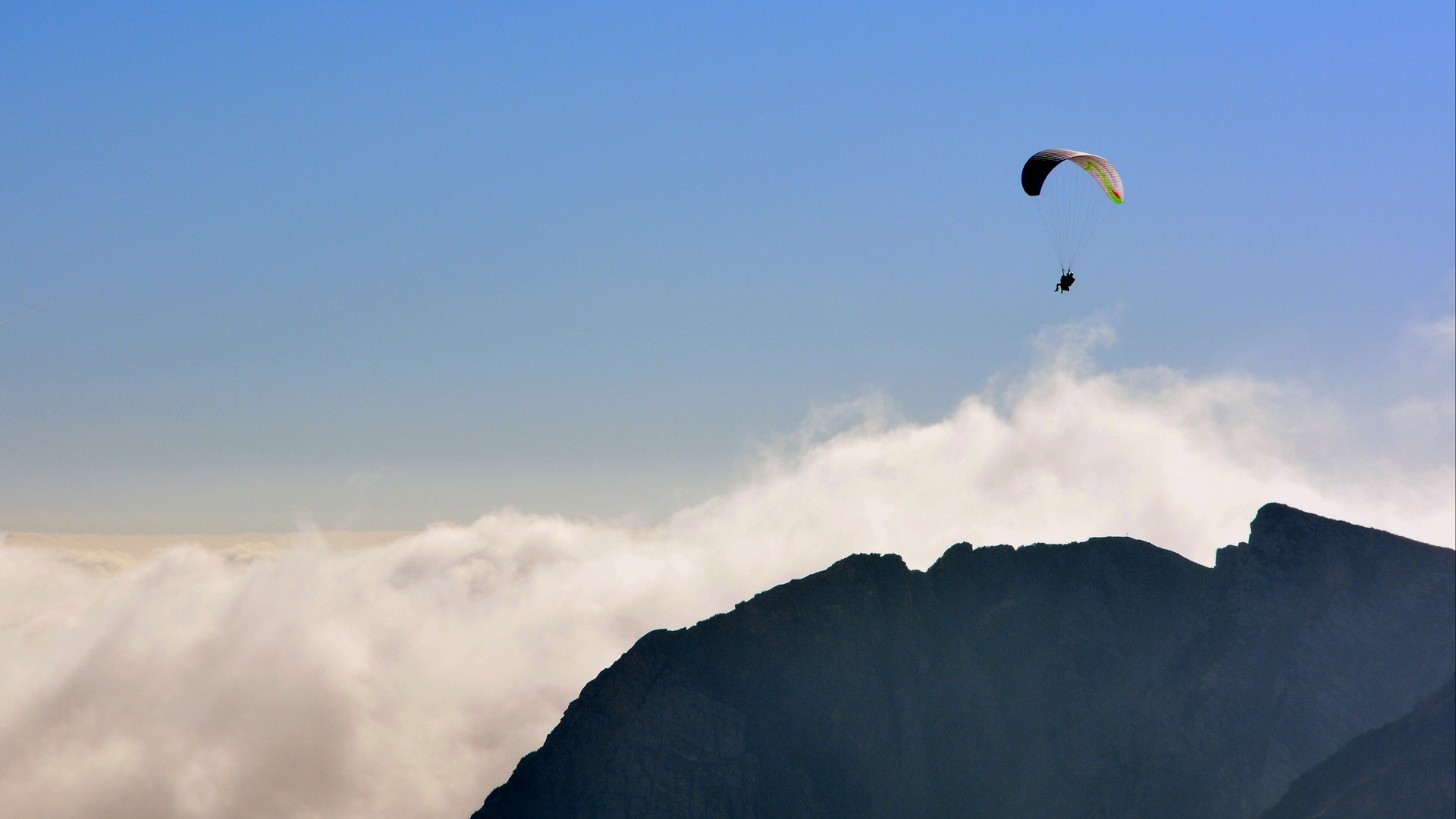 Wallpaper Paraglider, Flying, Sky, Mountains, Extreme - Flight - HD Wallpaper 