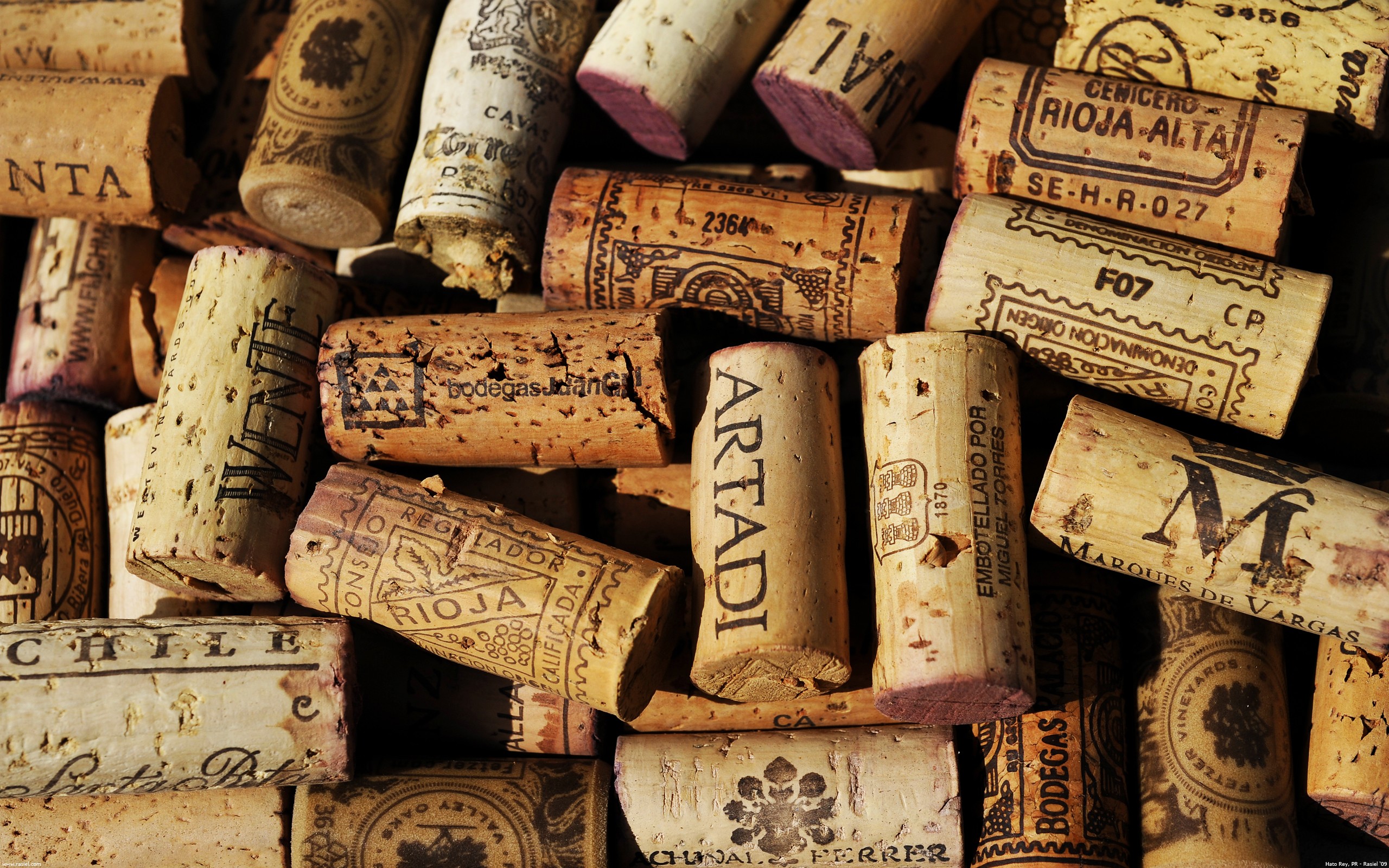 Wine Corks Hd - HD Wallpaper 