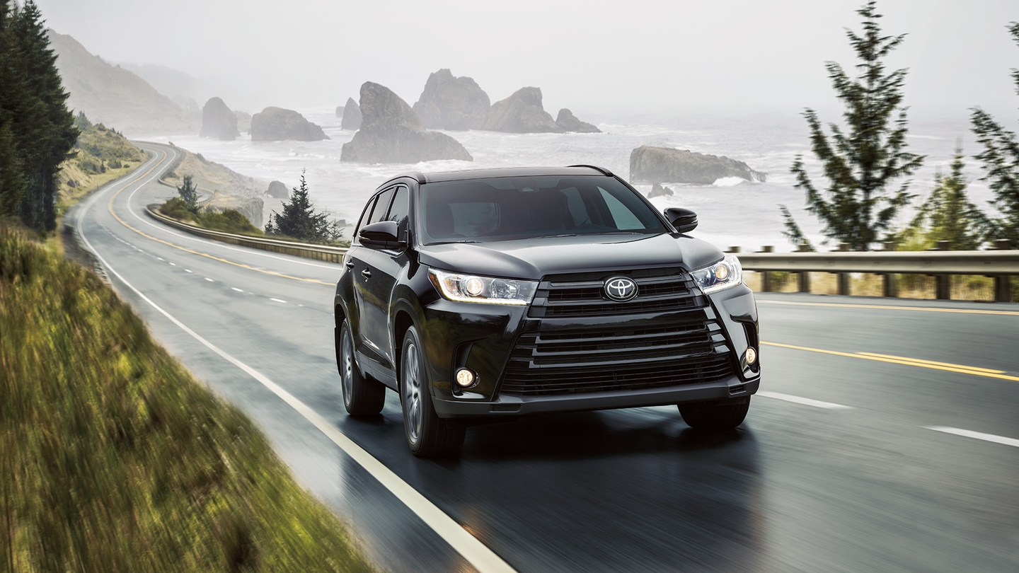 2017 Toyota Highlander Black Color Exterior Hd Wallpaper - Toyota Highlander 2017 Black - HD Wallpaper 