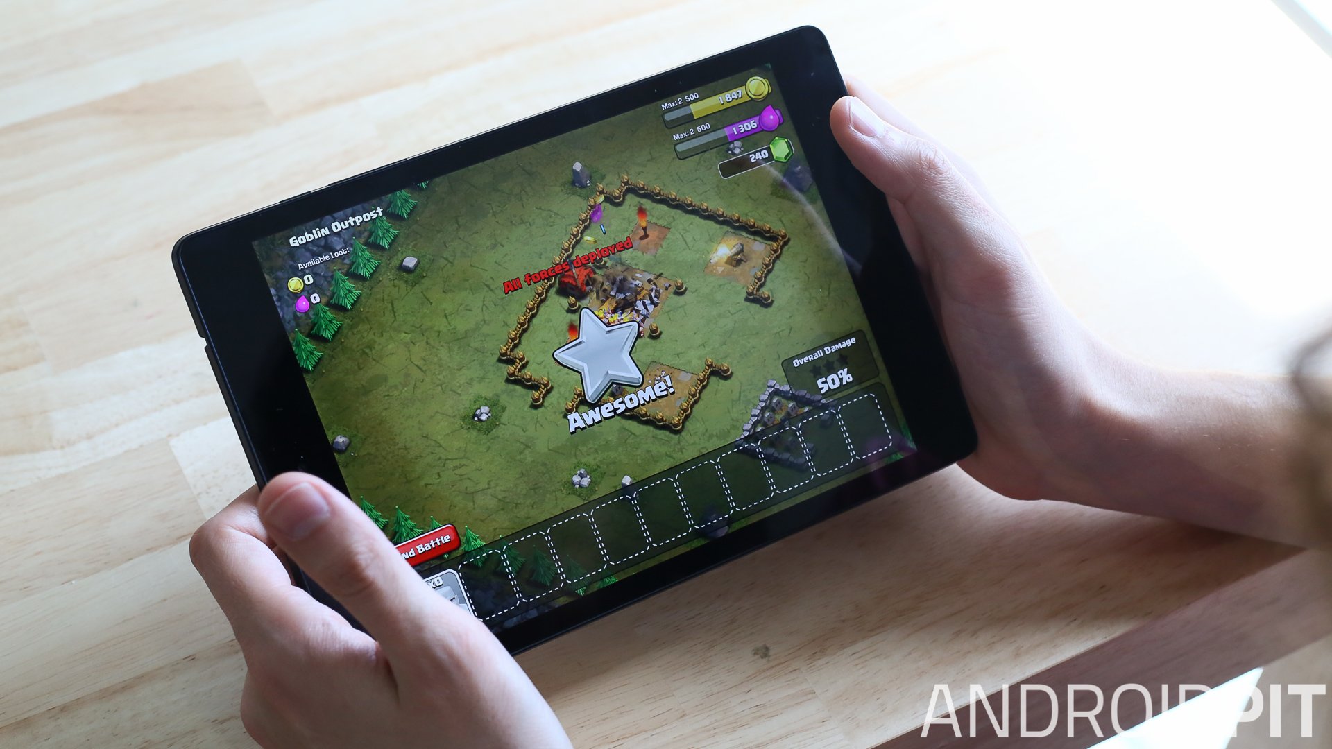 Galaxy Fold Clash Of Clans - HD Wallpaper 