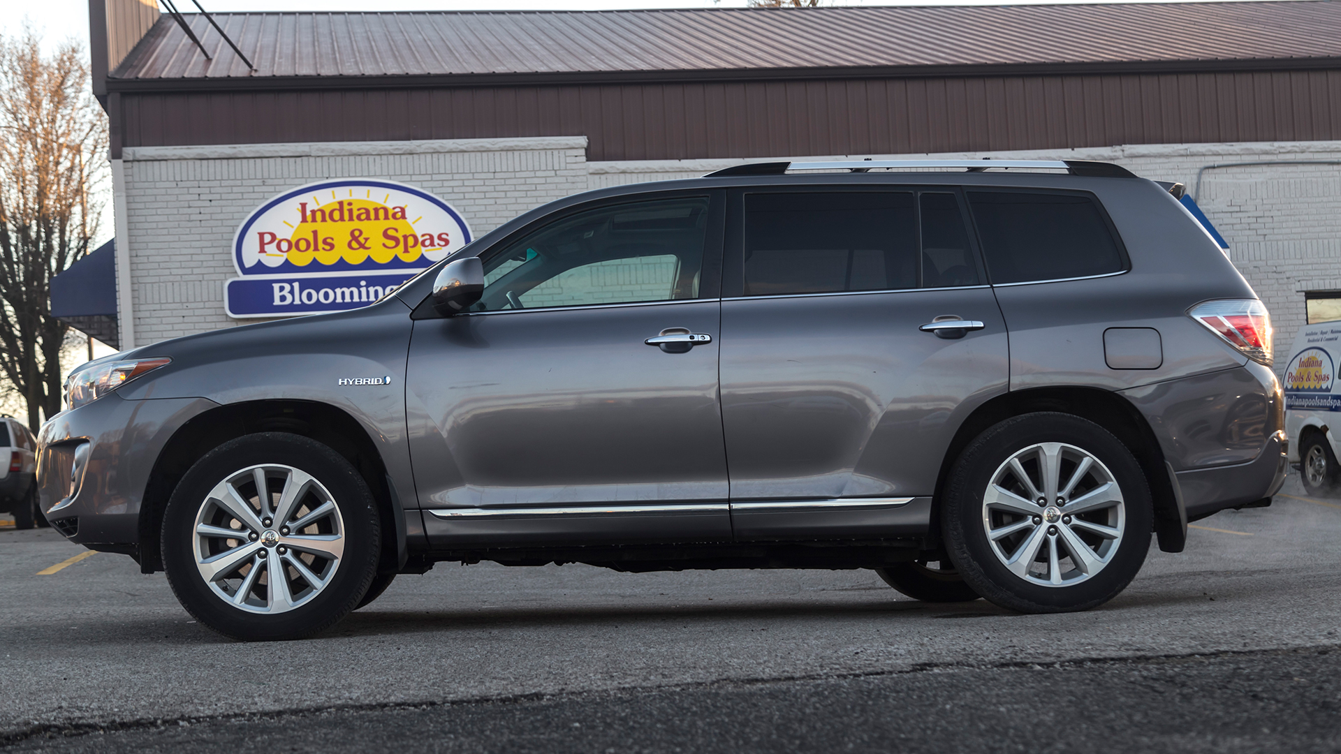 Toyota Highlander - HD Wallpaper 