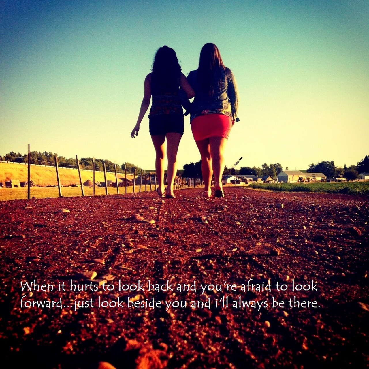 Birthday Wallpaper For Best Friend Free Download - Friends Stand By You Quotes - HD Wallpaper 