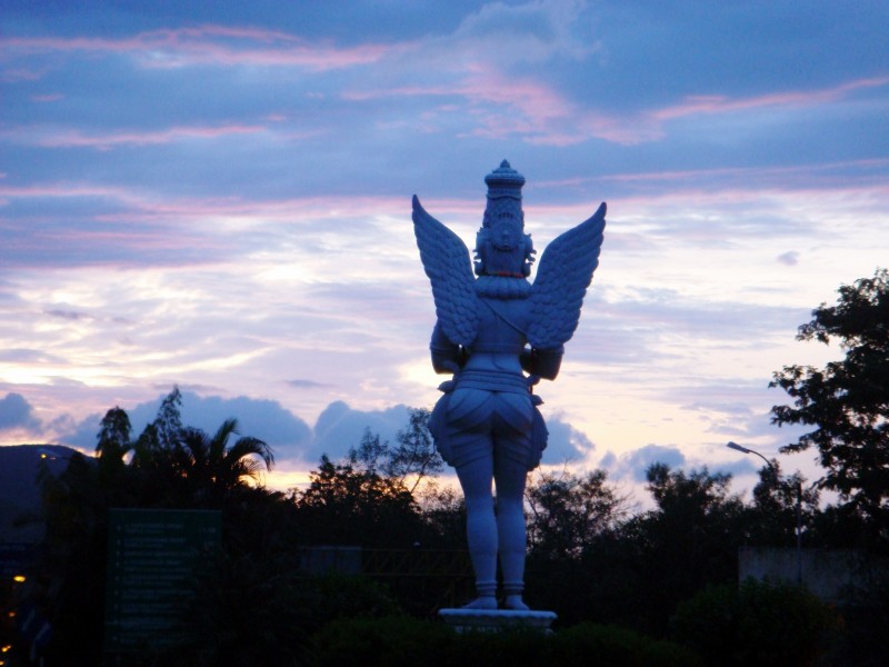 Hanuman Statue In Tirupati - HD Wallpaper 