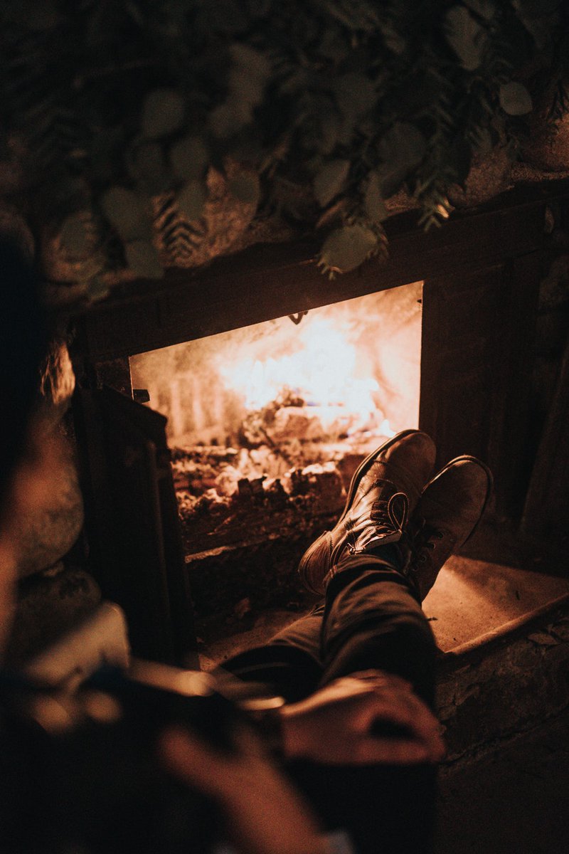Sitting In Front Of Fireplace - HD Wallpaper 