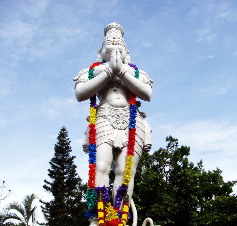 Hanuman Temple Tirupati - Hanuman Statue In Tirupati - HD Wallpaper 