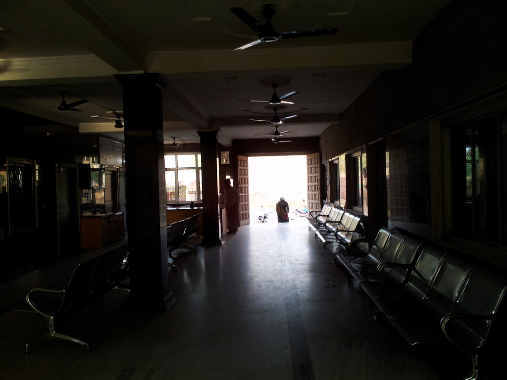 Ceiling - HD Wallpaper 