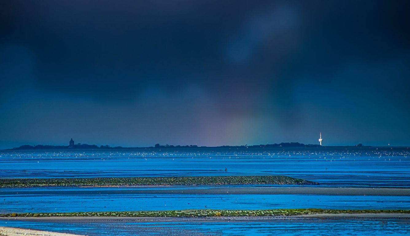 Neuwerk Island Seen From Cuxhaven Lower Saxony Germany - HD Wallpaper 