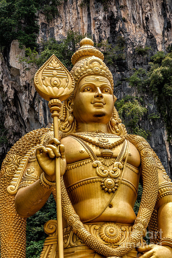 Batu Caves - HD Wallpaper 