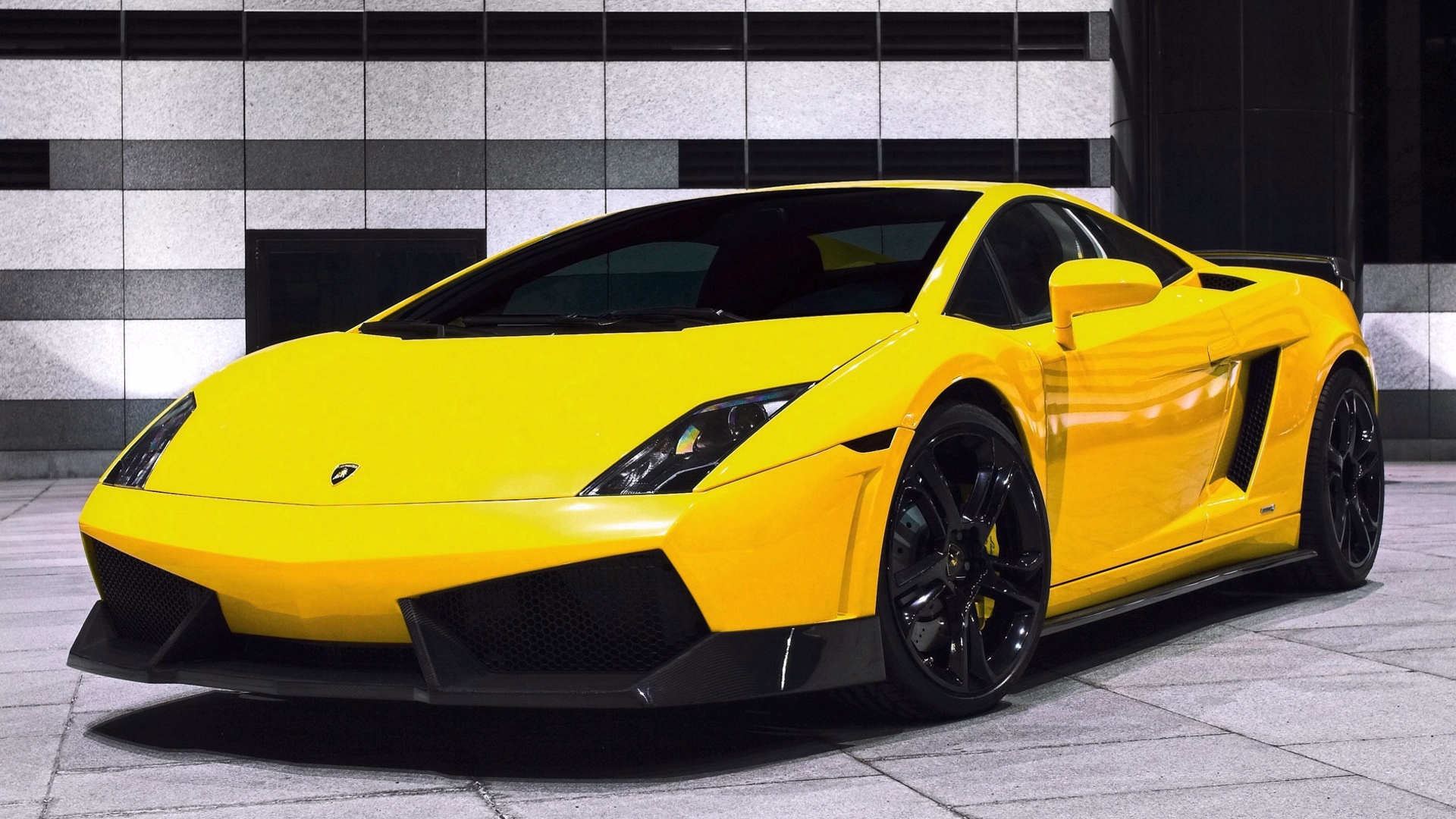 Sky Blue Light Blue Lamborghini - HD Wallpaper 