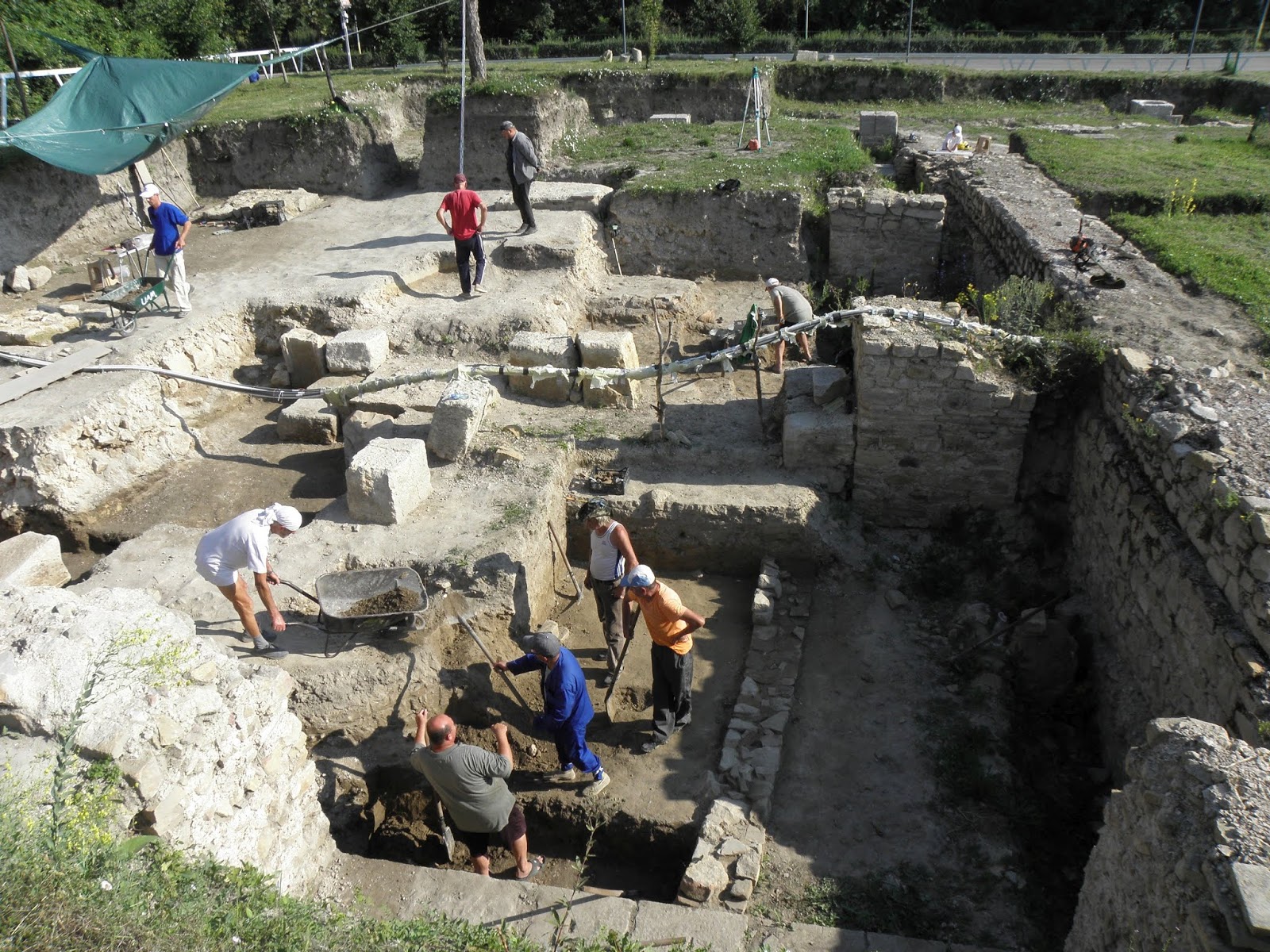 Grand Armoury Of The Roman Legions Reveals More - Ruins - HD Wallpaper 