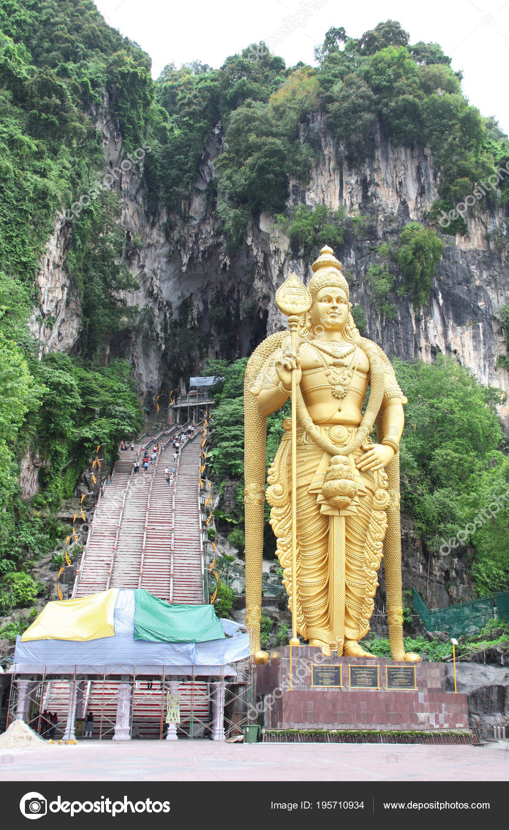 Batu Caves - HD Wallpaper 