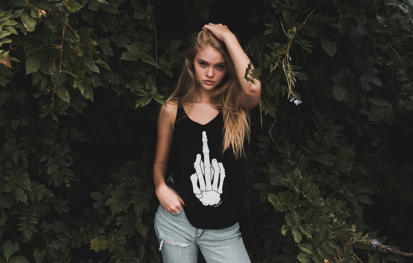 Photo Wallpaper Girl, Pose, Hair, Jeans, Fak, Blonde, - Female Tshirt Mockup Green - HD Wallpaper 