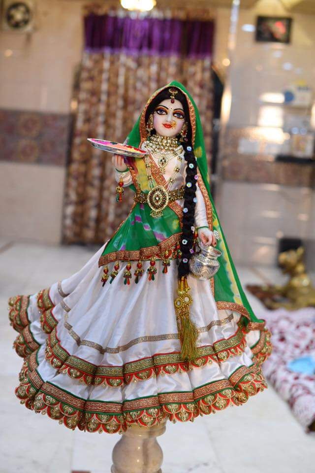 Hd Wallpaper Radha Rani - HD Wallpaper 