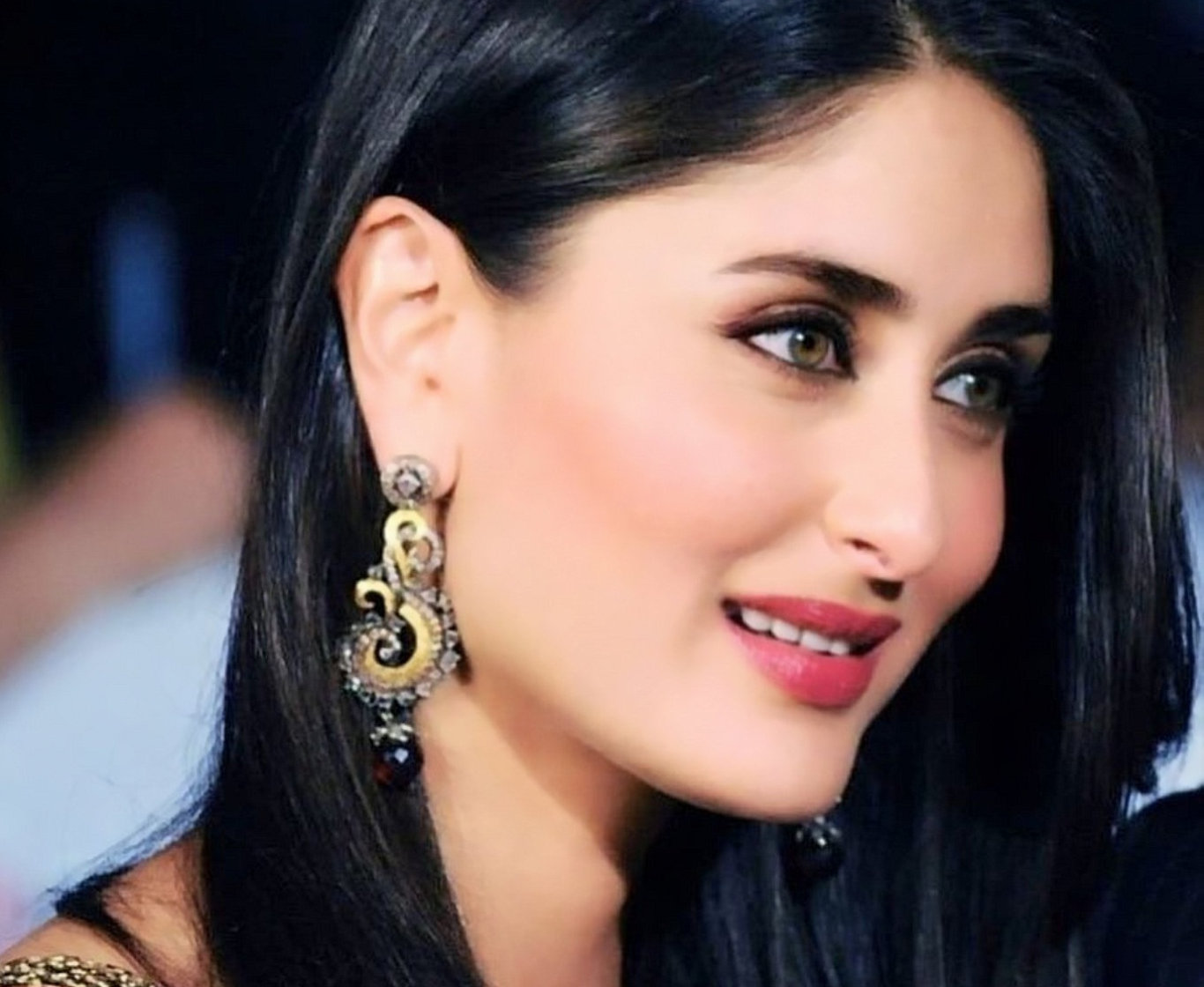 Kareena Kapoor Beautiful Face Hd Wallpaper - Kareena Kapoor Image Hd - HD Wallpaper 