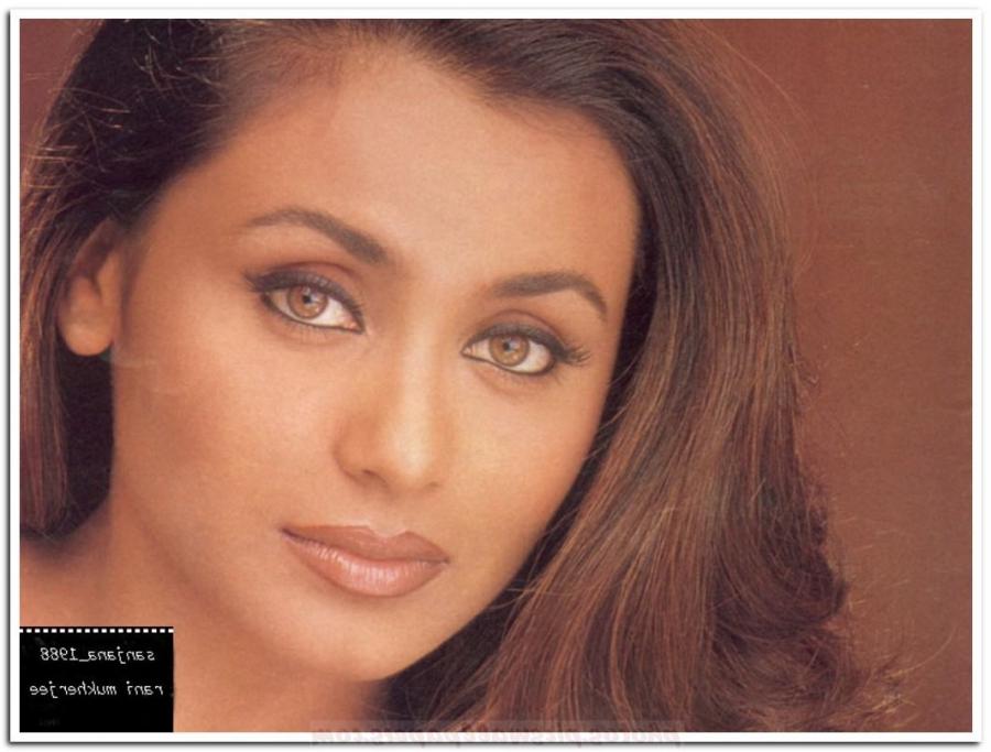 Rani Mukherjee Wallpapers 007 Viewed - Girl - HD Wallpaper 
