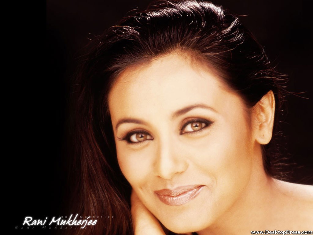 Rani Mukherjee - Chori Chori Chupke Chupke 2001 - HD Wallpaper 