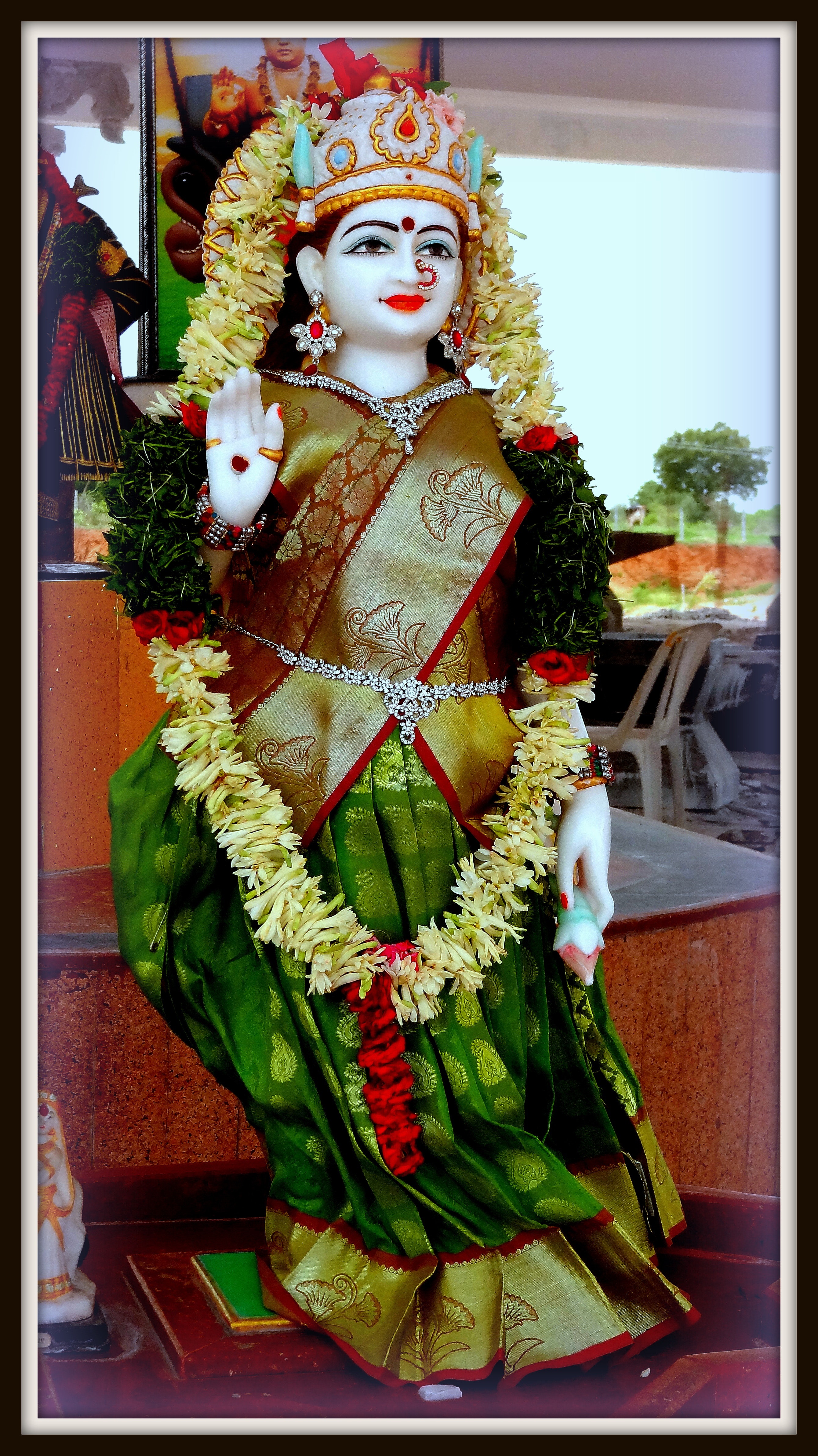 Statue - HD Wallpaper 