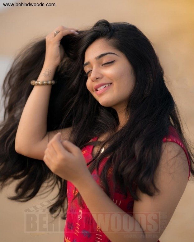 Gouri Kishan Gouri - Gouri G Kishan Quotes - HD Wallpaper 