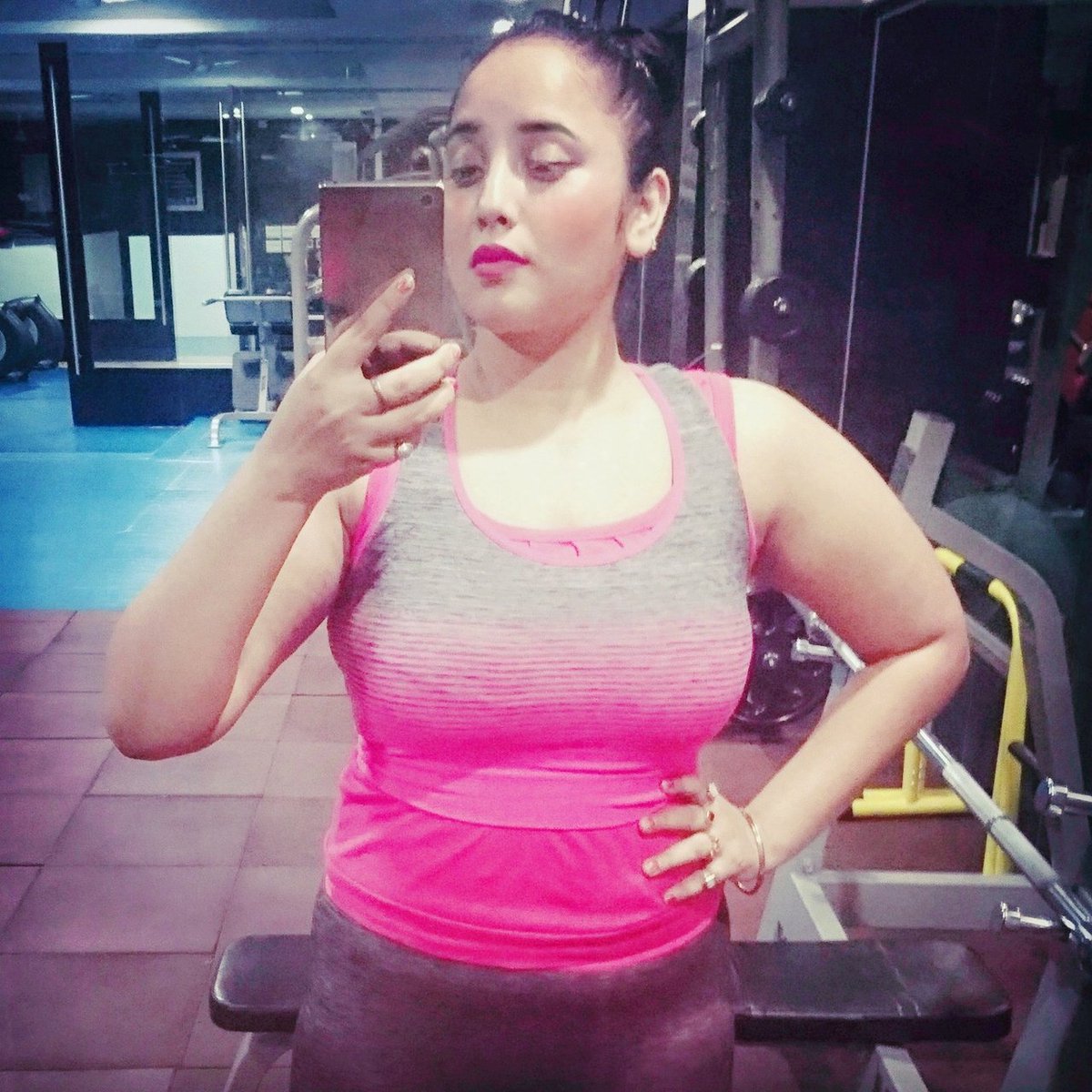Rani Chatterjee In Gym - HD Wallpaper 