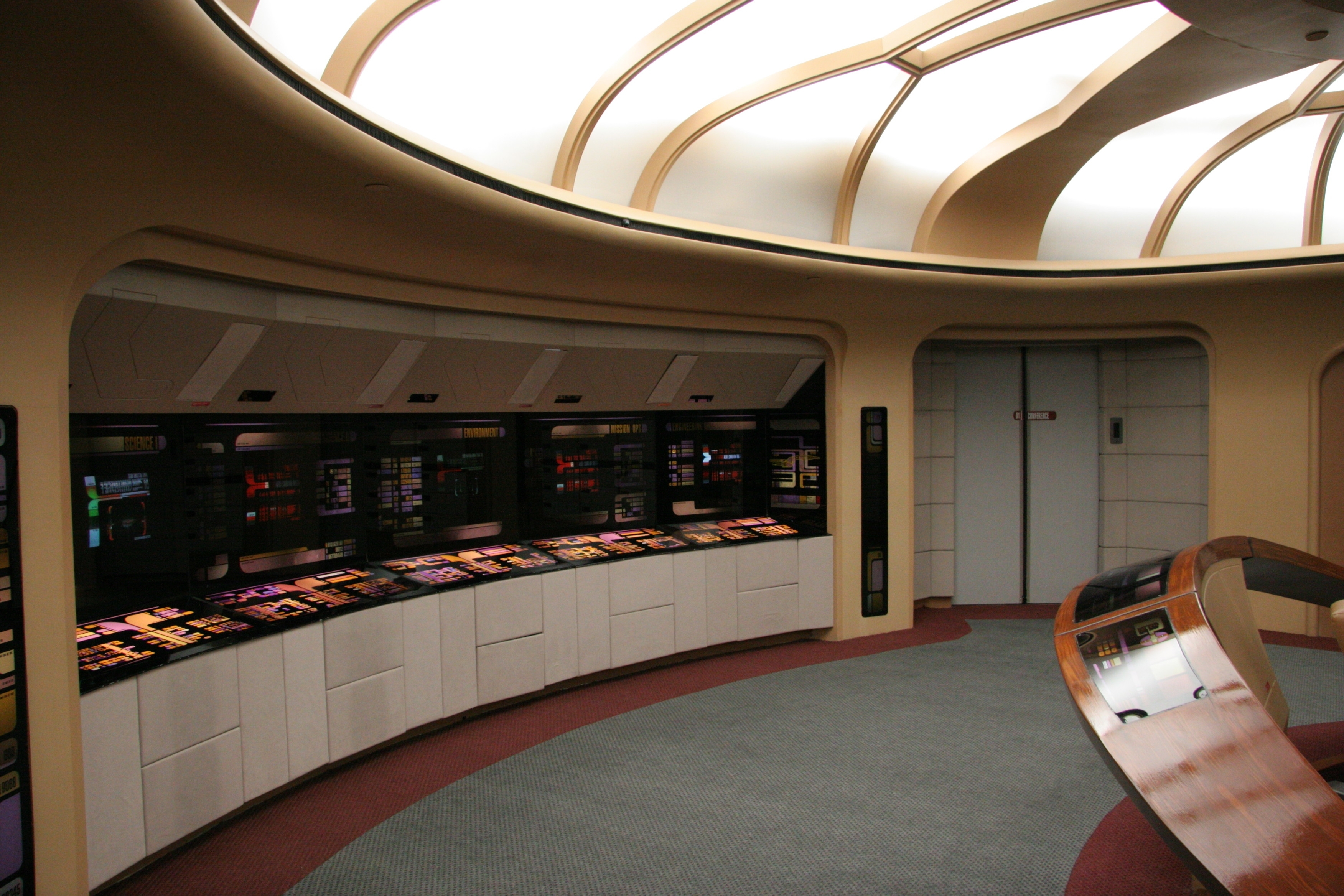 Tv Bridges Uss Enterprise Star Trek The Next Generation - Star Trek Uss Enterprise D Bridge - HD Wallpaper 
