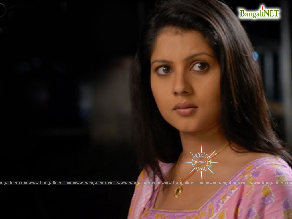 Bengali Film Stars Wallpaper - Payel Bengali Movie - HD Wallpaper 