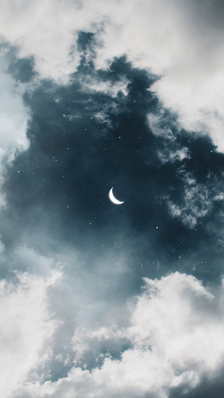 Moon In The Night Sky - Moon Background For Iphone - HD Wallpaper 