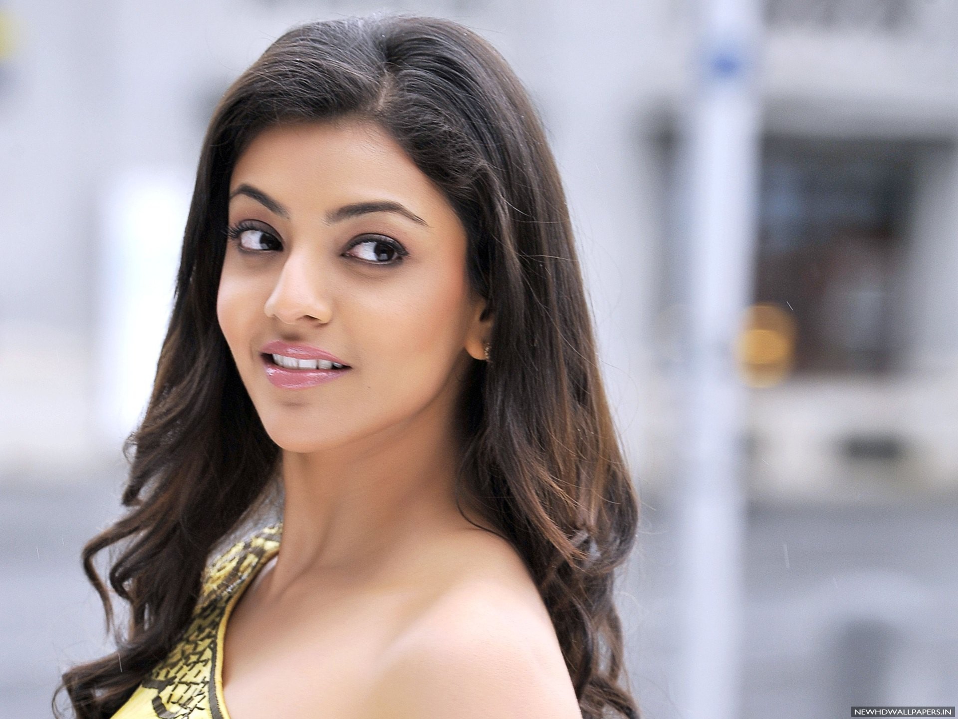 Beauty Actress Kajal Agraval Desktop Wallpapers New - New Beautiful Actress - HD Wallpaper 