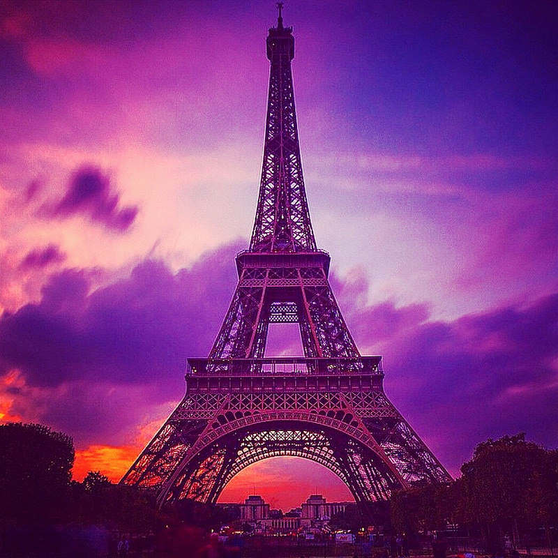 Girly Wallpapers-4 - Eiffel Tower - HD Wallpaper 