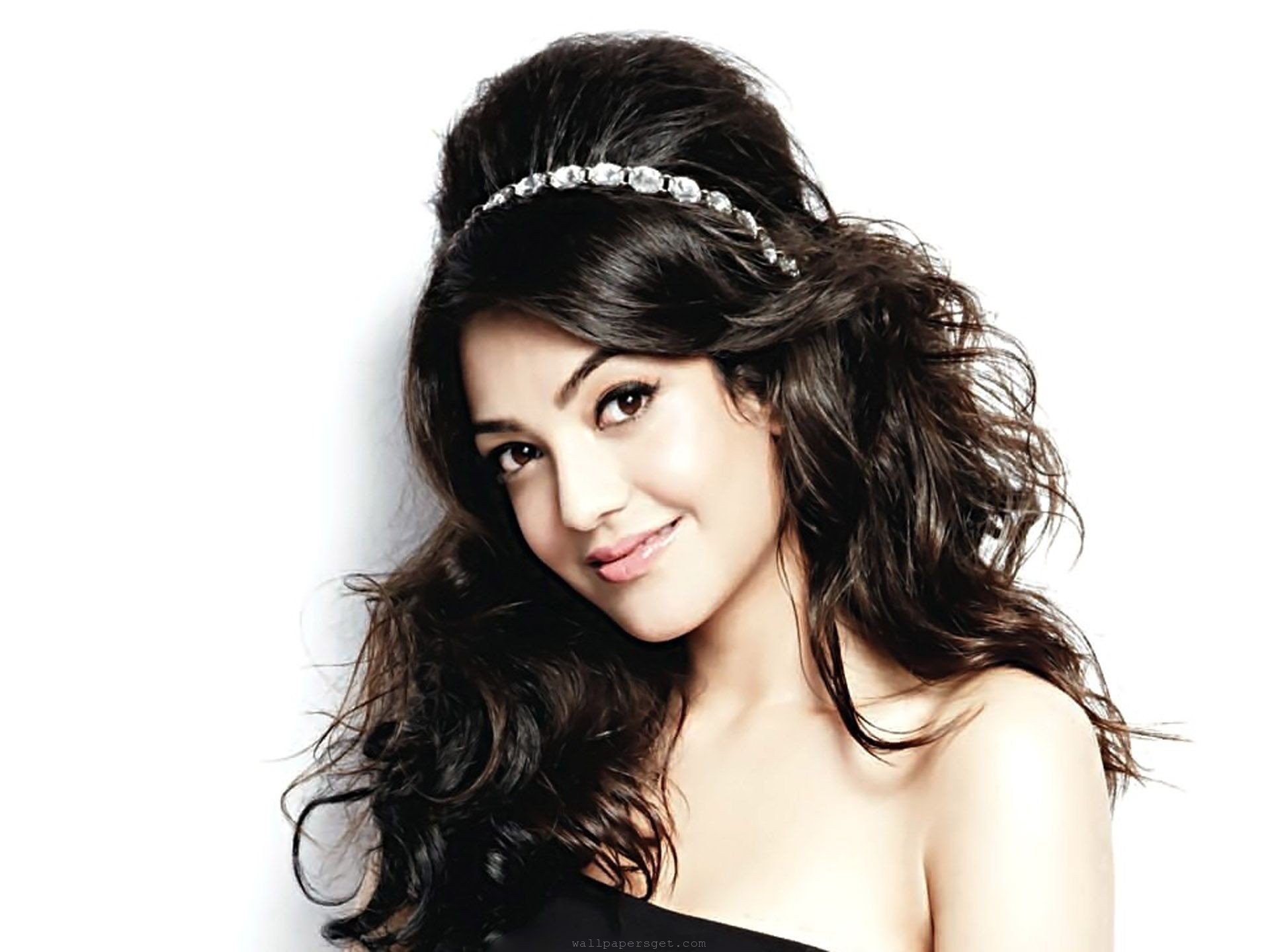 Kajal Agarwal New Beautiful - HD Wallpaper 