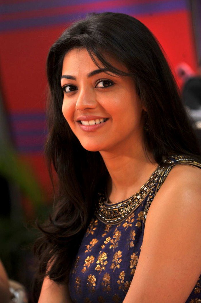Beautiful Full Screen Kajal Aggarwal - HD Wallpaper 