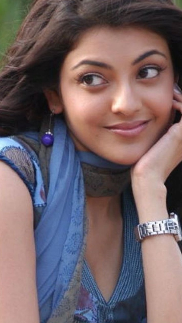 Kajal Agarwal 240 * 320 - HD Wallpaper 