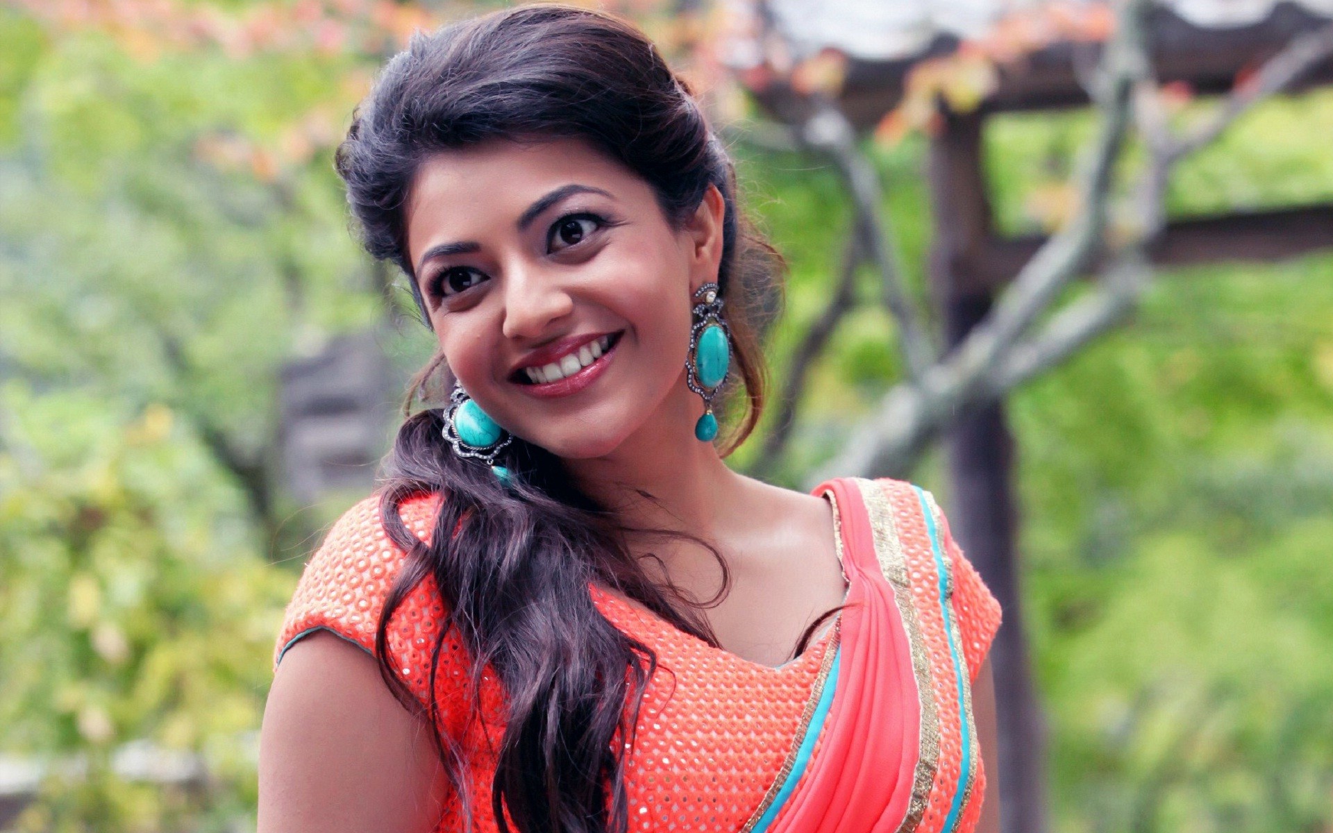 Data Src Latest Bra Wallpaper For Mobile Hd - Kajal Aggarwal Photos Hd Download - HD Wallpaper 