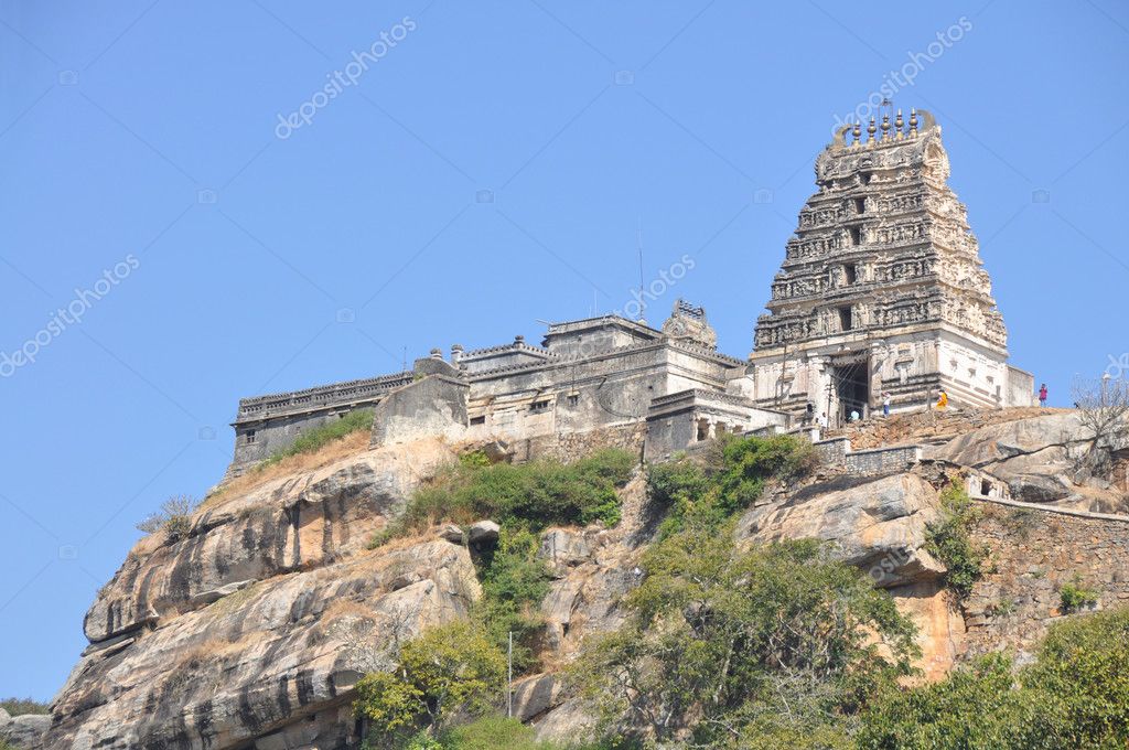 Old Lord Narasimha Swamy - HD Wallpaper 